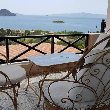 Villa Detached With View In Gumusluk *